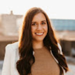 Meet your Posher, Victoria
